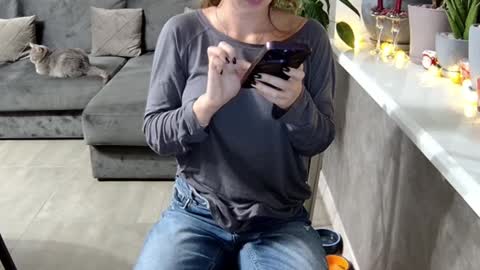 Snapshot of erotic_vibe chatting on 14, 12, 2024 Melissa online show from 14, 12, 2024
