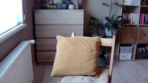 Snapshot of erotic_vibe chatting on 16, 12, 2024 Melissa online show from 16, 12, 2024