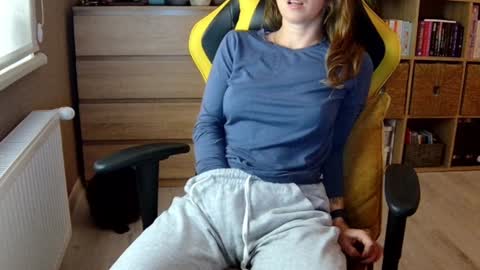 Snapshot of erotic_vibe chatting on 25, 12, 2024 Melissa online show from 25, 12, 2024