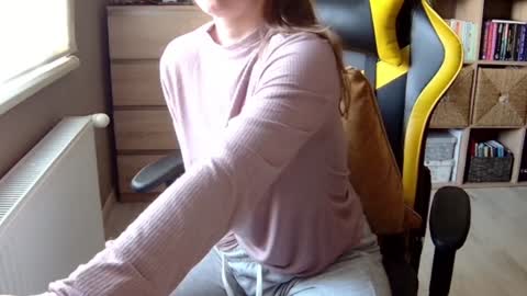 Snapshot of erotic_vibe chatting on 10, 1, 2025 Melissa online show from 10, 1, 2025