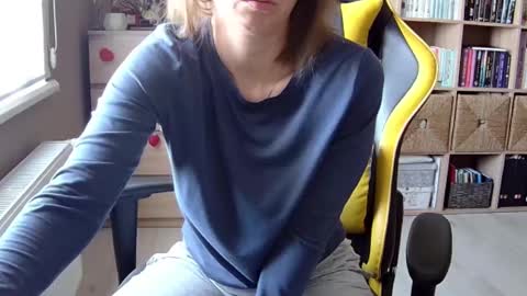 Snapshot of erotic_vibe chatting on 16, 2, 2025 Melissa online show from 16, 2, 2025