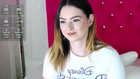 Snapshot of erryka chatting on 25, 11, 2025 Erika online show from 25, 11, 2025