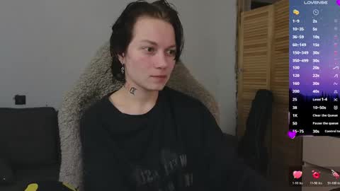 Snapshot of esajukyy chatting on 12, 4, 2026 esajukyy online show from 12, 4, 2026