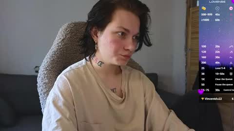 Snapshot of esajukyy chatting on 14, 4, 2026 esajukyy online show from 14, 4, 2026