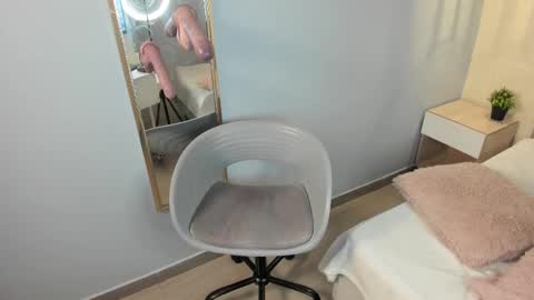 Snapshot of escarleth__ chatting on 20, 2, 2025 Escarlet online show from 20, 2, 2025