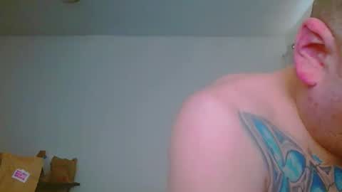 escodamus12 online show from 7, 1, 2025