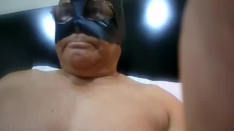 escorpion51 online show from 6, 3, 2025