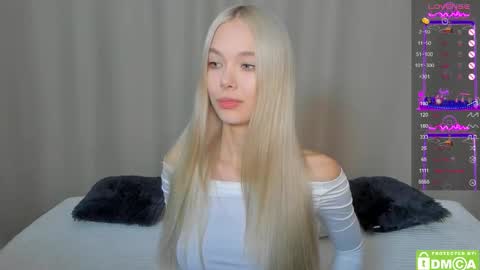 Megan and Brad online show from 25, 11, 2025