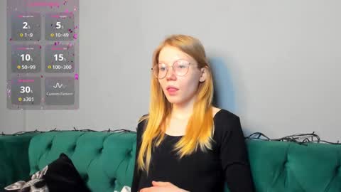 Esme Runn online show from 17, 1, 2025