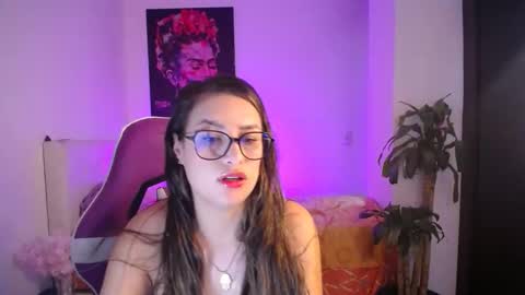 Esmeralda online show from 15, 1, 2026