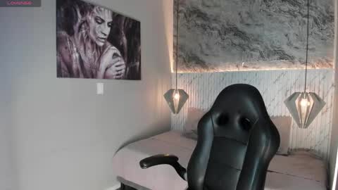 Snapshot of esmeralda__18 chatting on 13, 4, 2026 Esmeralda online show from 13, 4, 2026