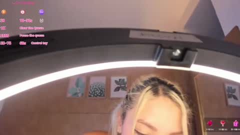 Esmeralda G online show from 7, 3, 2025