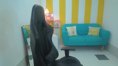 ESMERALDA  online show from 17, 1, 2026