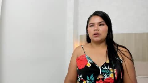 Snapshot of esmeralda_salazar chatting on 14, 12, 2025 Esmeralda online show from 14, 12, 2025