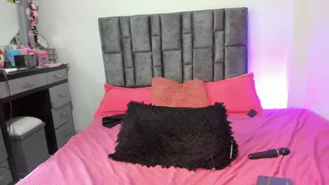 Perla online show from 21, 5, 2026