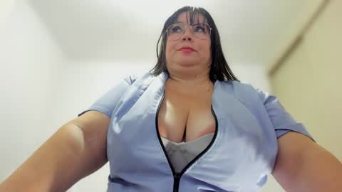 Esmeralda online show from 2, 12, 2024