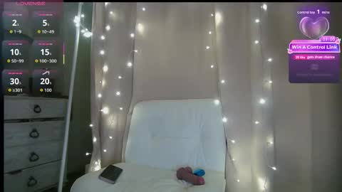 Snapshot of esoterickitten777 chatting on 3, 2, 2026 axe online show from 3, 2, 2026