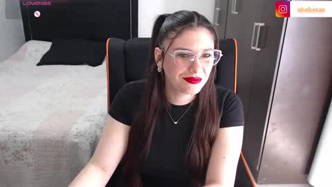 Xbebetax online show from 9, 10, 2025