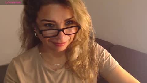 Snapshot of esperanza86_ chatting on 1, 1, 2025 Juliana online show from 1, 1, 2025