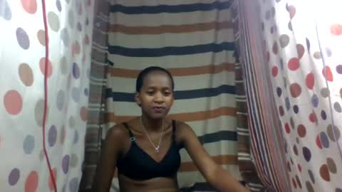Snapshot of estancelee chatting on 18, 6, 2026 estancelee online show from 18, 6, 2026