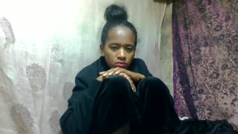 Snapshot of estancelee chatting on 22, 6, 2026 estancelee online show from 22, 6, 2026