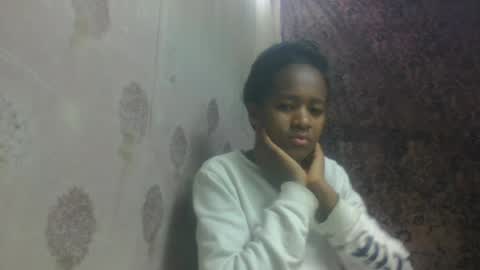 Snapshot of estancelee chatting on 24, 6, 2026 estancelee online show from 24, 6, 2026