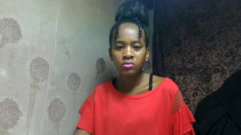 Snapshot of estancelee chatting on 6, 7, 2026 estancelee online show from 6, 7, 2026