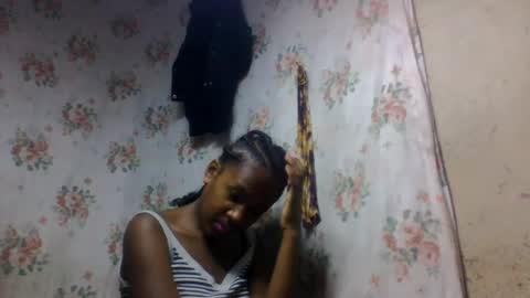 Snapshot of estancelee chatting on 27, 7, 2026 estancelee online show from 27, 7, 2026
