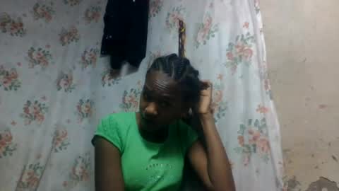 Snapshot of estancelee chatting on 28, 7, 2026 estancelee online show from 28, 7, 2026
