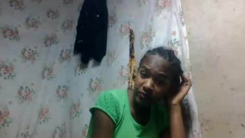 Snapshot of estancelee chatting on 28, 7, 2026 estancelee online show from 28, 7, 2026