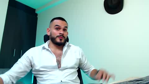 Snapshot of estba2 chatting on 11, 1, 2026 estba2 online show from 11, 1, 2026