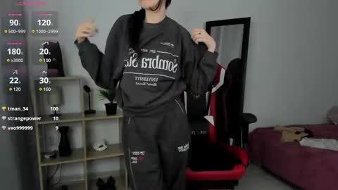 Snapshot of este_ria chatting on 6, 12, 2024 esteria online show from 6, 12, 2024