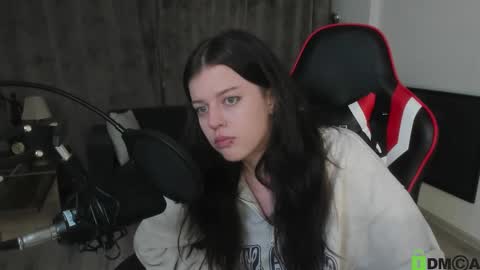 Snapshot of este_ria chatting on 3, 1, 2025 esteria online show from 3, 1, 2025