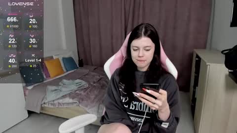 Snapshot of este_ria chatting on 4, 1, 2025 esteria online show from 4, 1, 2025