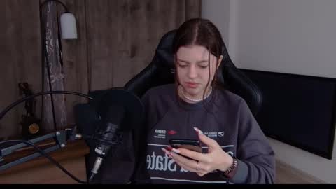 Snapshot of este_ria chatting on 19, 1, 2025 esteria online show from 19, 1, 2025