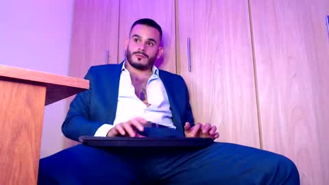 Snapshot of esteban_fer chatting on 2, 2, 2025 Esteban Fernandez online show from 2, 2, 2025