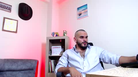 Esteban Fernandez online show from 24, 3, 2026