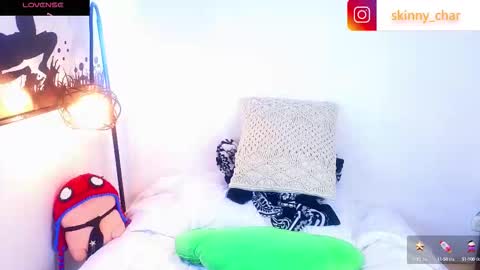 Esteban independent model online show from 9, 9, 2025