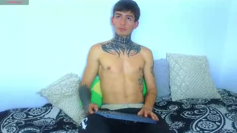 Esteban independent model online show from 21, 7, 2026