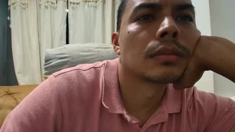 Snapshot of estebancot0314 chatting on 21, 11, 2025 Esteban online show from 21, 11, 2025