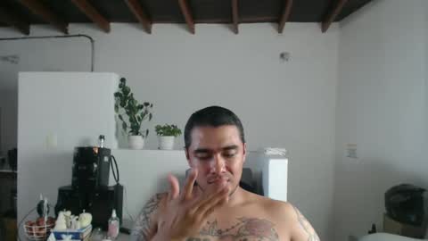 estebanmed92 online show from 8, 11, 2025