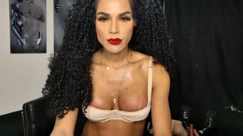 Snapshot of estefania1812 chatting on 15, 4, 2026 estefania1812 online show from 15, 4, 2026