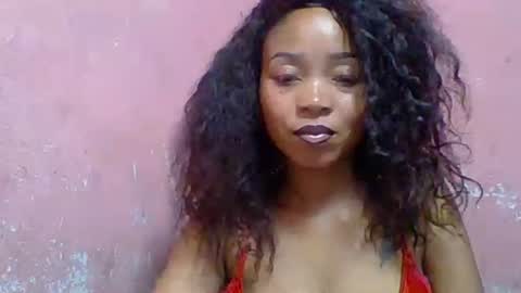 estelah20 online show from 28, 10, 2025