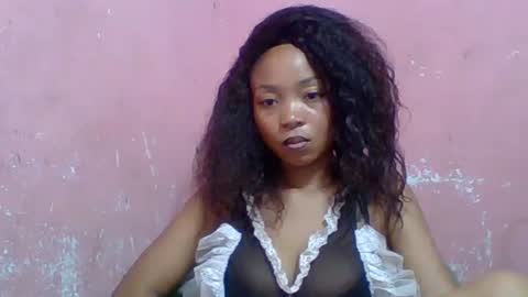 estelah20 online show from 30, 10, 2025