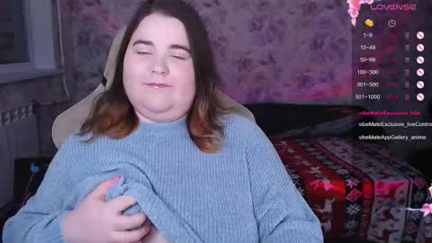 Snapshot of estelle_hicks chatting on 13, 11, 2025 estelle_hicks online show from 13, 11, 2025