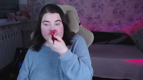 estelle_hicks online show from 3, 5, 2026