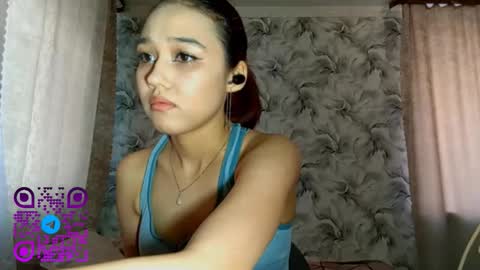 Snapshot of estellekirbo chatting on 12, 3, 2026 estellekirbo online show from 12, 3, 2026