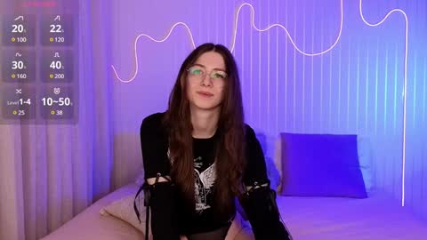 Ester online show from 12, 12, 2024