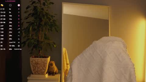 Ester online show from 16, 9, 2025