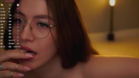 Snapshot of ester_hill chatting on 11, 3, 2026 Ester online show from 11, 3, 2026